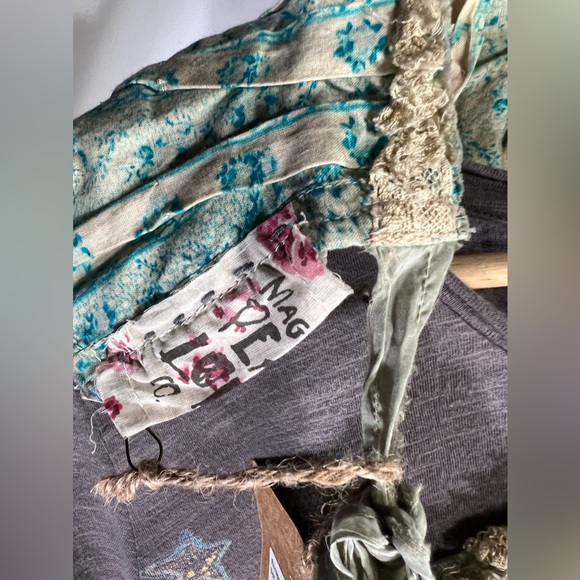 Magnolia Pearl Rainbow Vision Dylan L/S Tee NWT - Picture 10 of 11